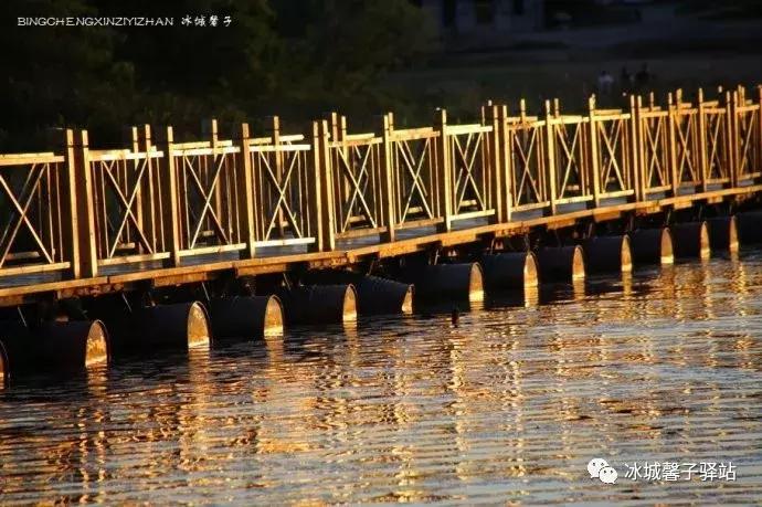 有一处叫世外桃源的地方,有一个地方是世外桃源