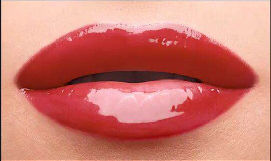 让人无限回购的显白口红推荐,3支必买大牌口红