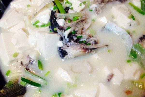 鱼头炖豆腐汤最正宗的做法大全,鱼头炖豆腐汤做法