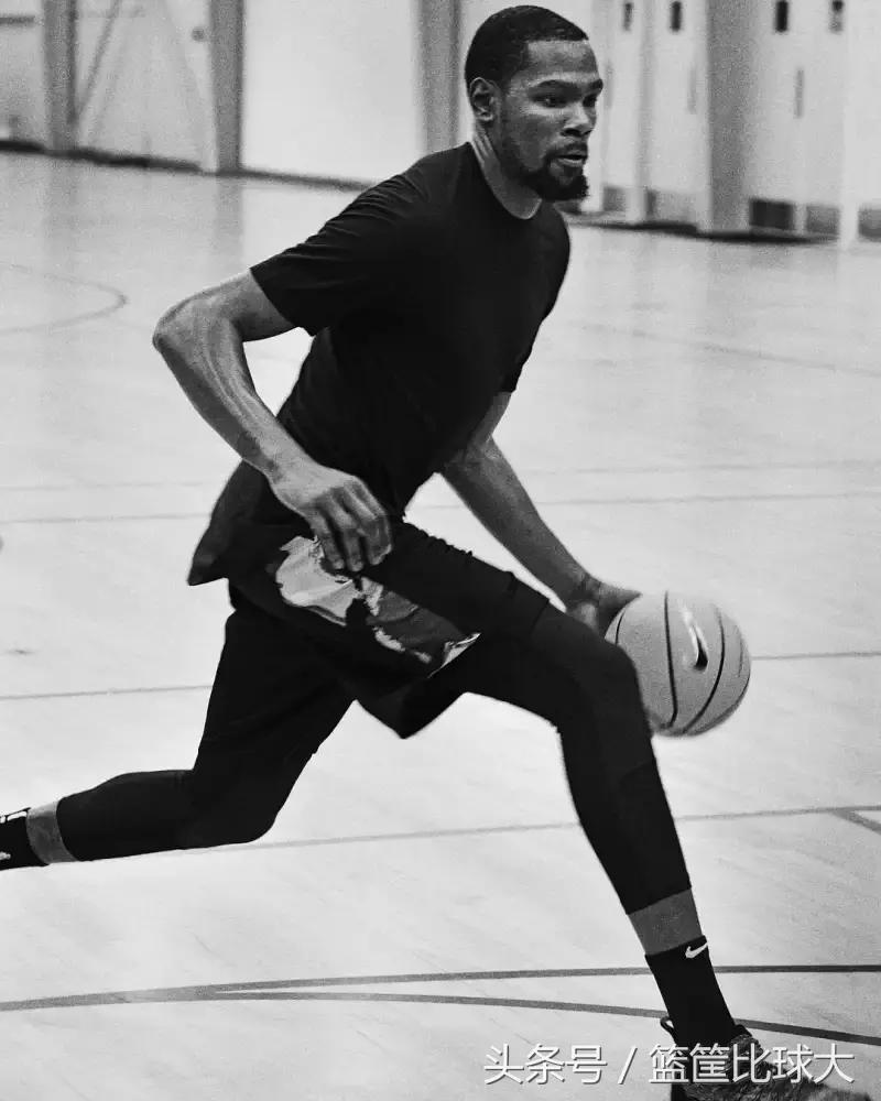 杜兰特1-13代战靴官方图 (杜兰特kd11新款)