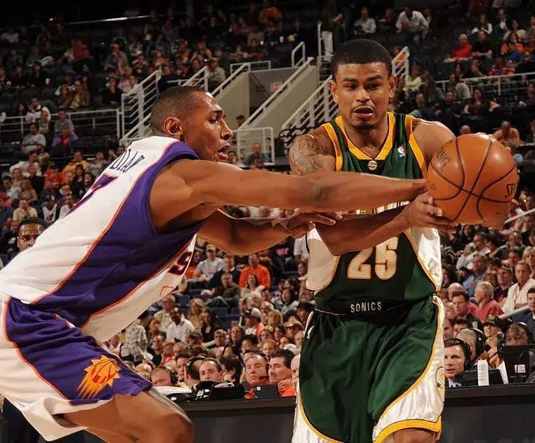 马刺旧将迪奥正式参军！他成了从CCTV5走向CCTV7的男人