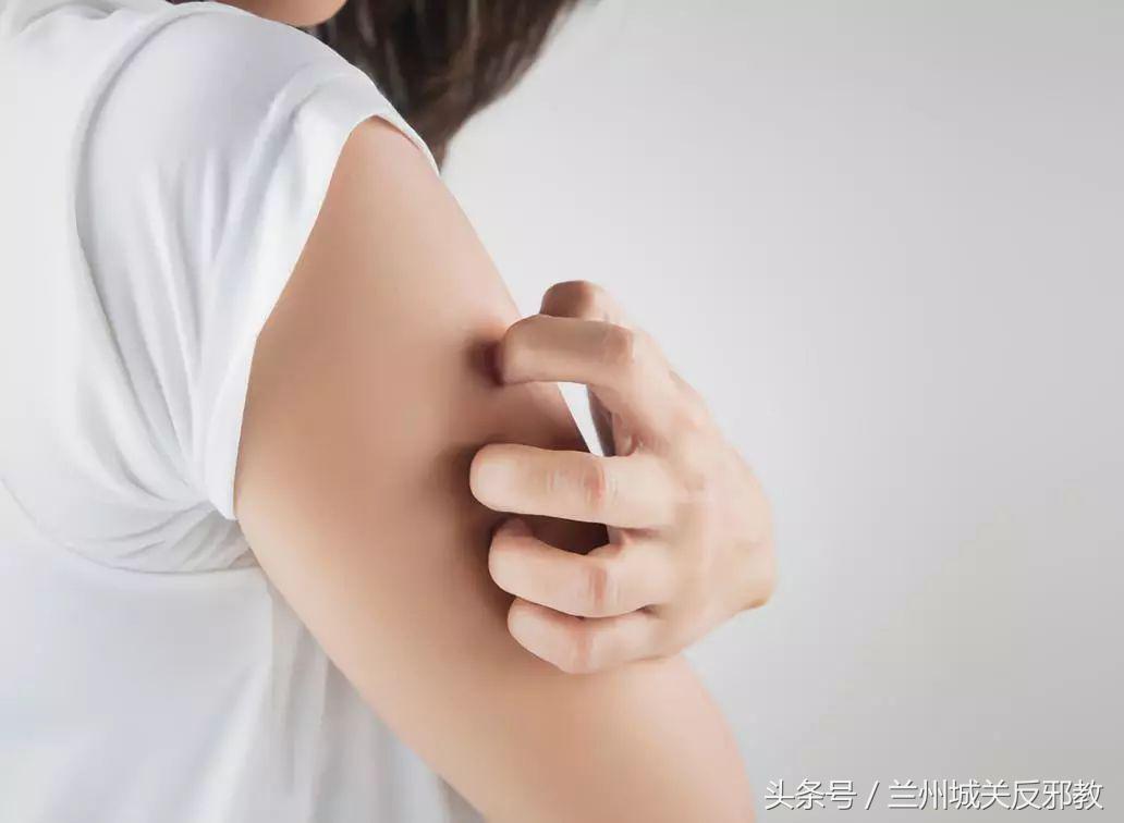 一撮六月“神仙草”,助眠补肾防蚊咬!只花几块钱,整个夏天没病扰