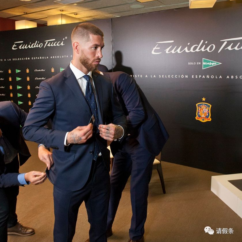 2018俄罗斯世界杯西装,2018世界杯法国队西服