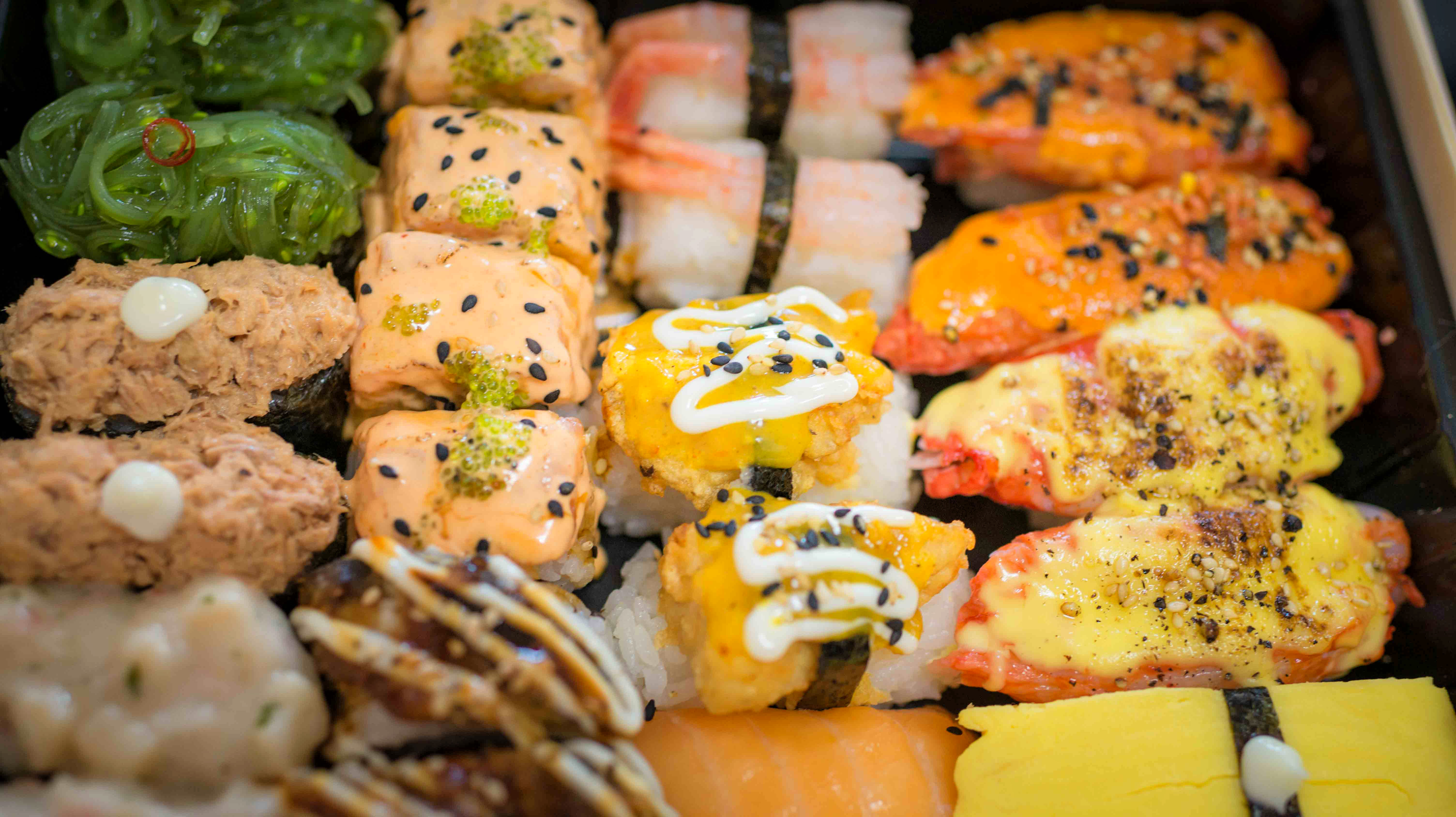 哈尔滨第一家美式寿司外卖世界杯的标配