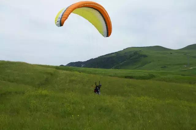 赣州哪座山有玻璃栈道,江西赣州三百山玻璃栈道