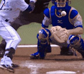 足球越踢越滑,足球越圆越滑越好踢吗