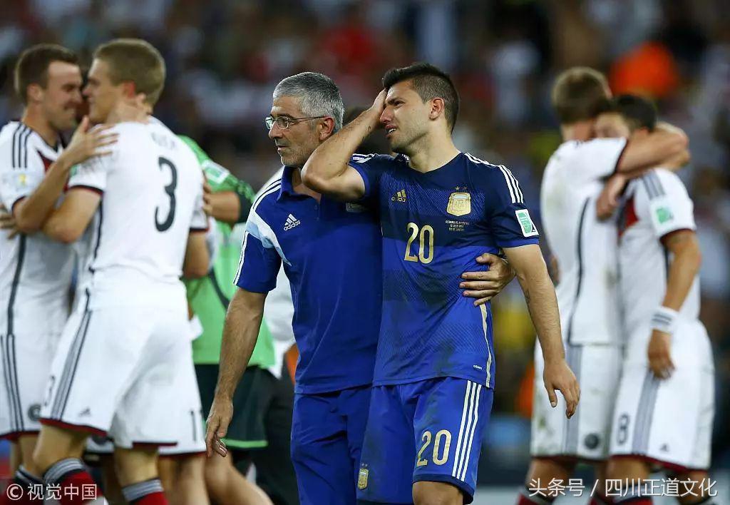 历届世界杯冠军经典照片,历届世界杯点球精彩瞬间