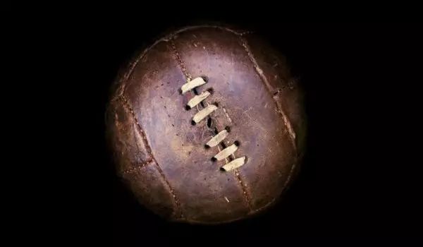 世界杯黑历史纪录,历史上足球世界杯最脏比赛