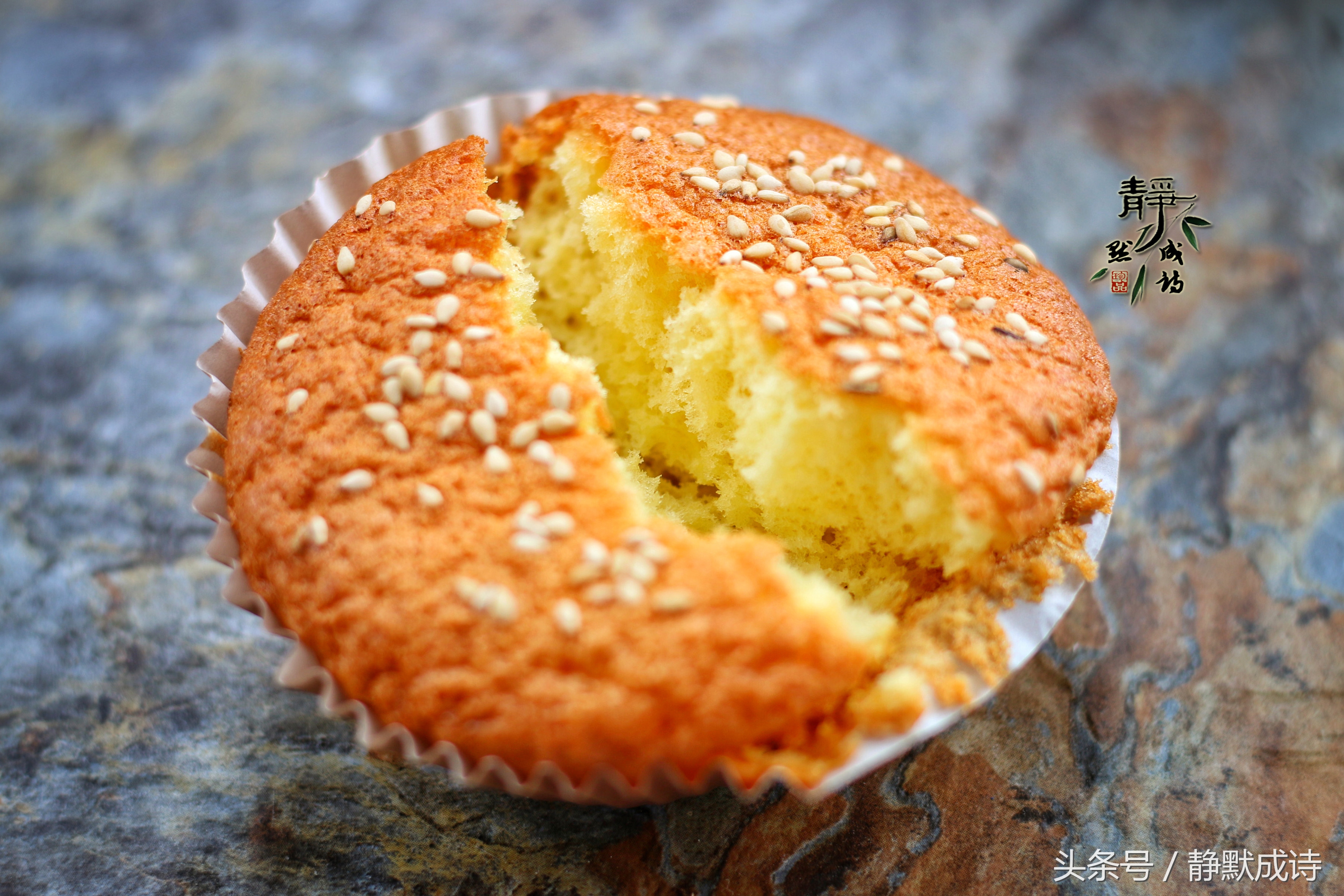 酥软的烤小蛋糕这样做才好吃,如何制作小蛋糕又简单又好吃