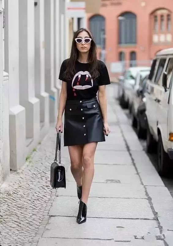 夏日这样穿短裙看起来胖5斤,胖mm短裙穿搭140斤