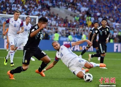 梅西的点球被人扑出过吗,马丁内斯扑出法国点球梅西