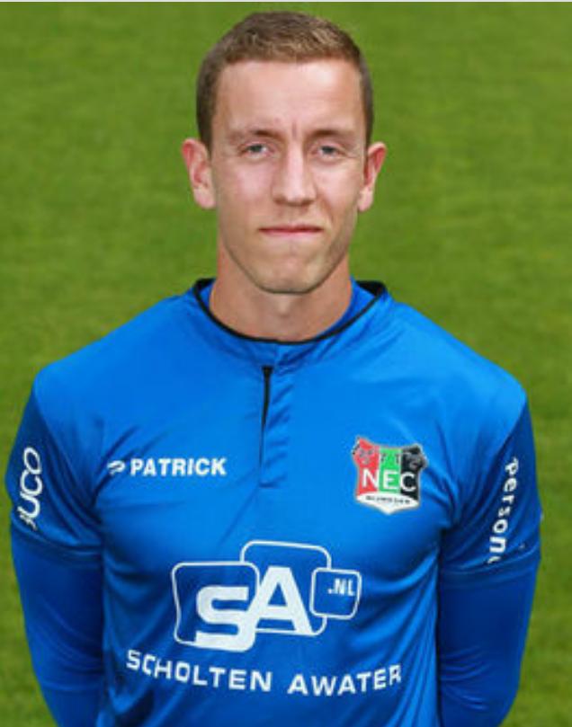 扑出梅西点球的导演作品,扑出梅西的点球