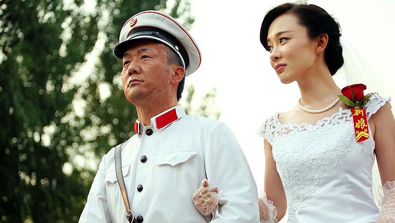 关于父爱的微电影感人视频片段,感人微电影父爱如山催人泪下