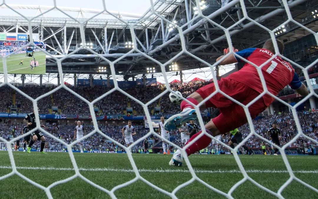 冰岛世界杯被谁打败了,冰岛冲击世界杯