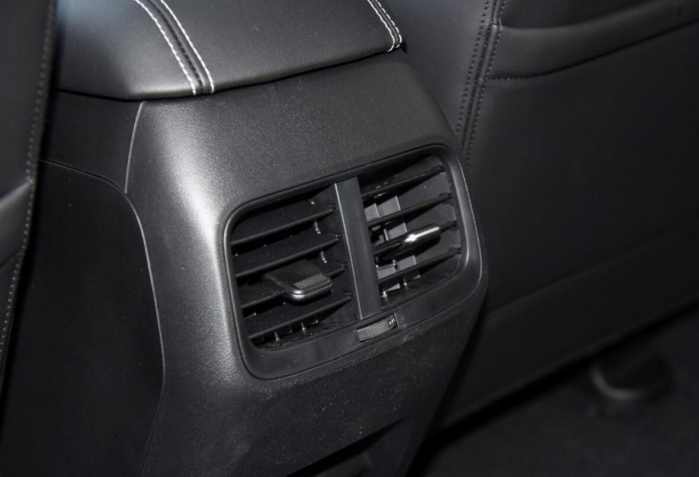 吉利远景suv宝骏530对比,宝骏suv530新款测评