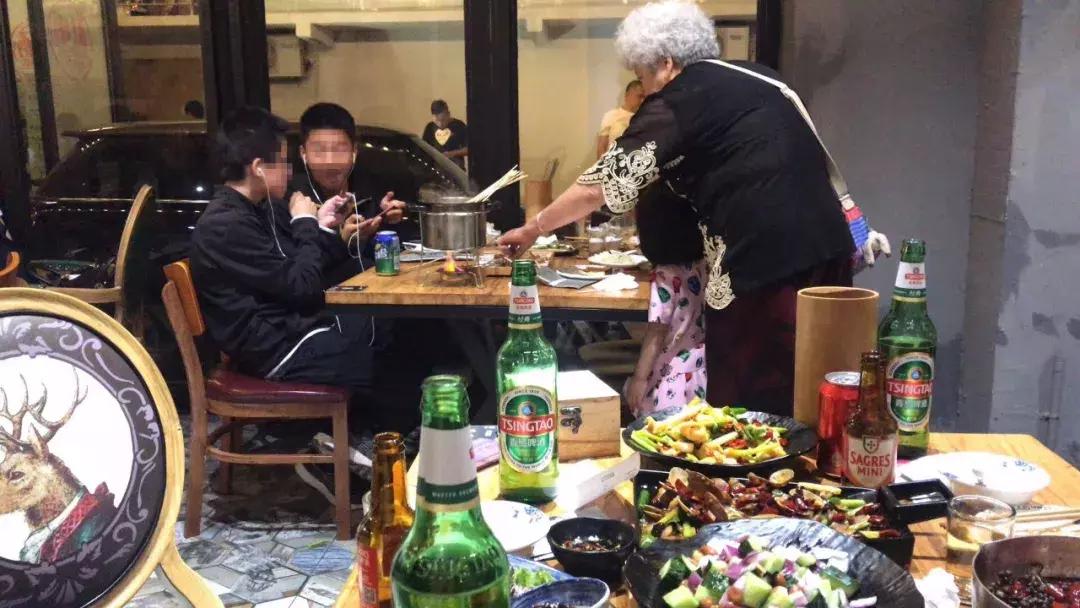 世界杯他们累腿儿，我们累嘴儿，大连这7家串店和世界杯是绝配！