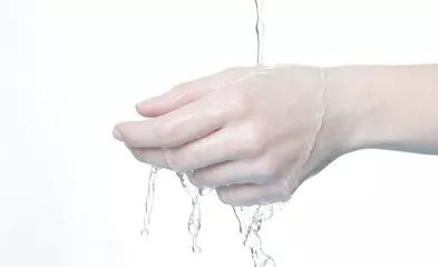 眼药水中的爱马仕怎么样,眼药水里的爱马仕参天玫瑰