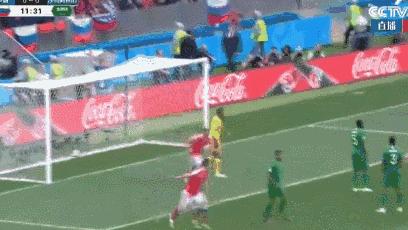 普京观看世界杯揭幕战,世界杯普京名场面