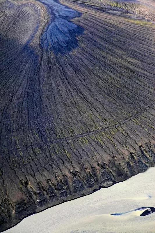 最孤独的小岛冰岛,冰岛的孤独岛屿