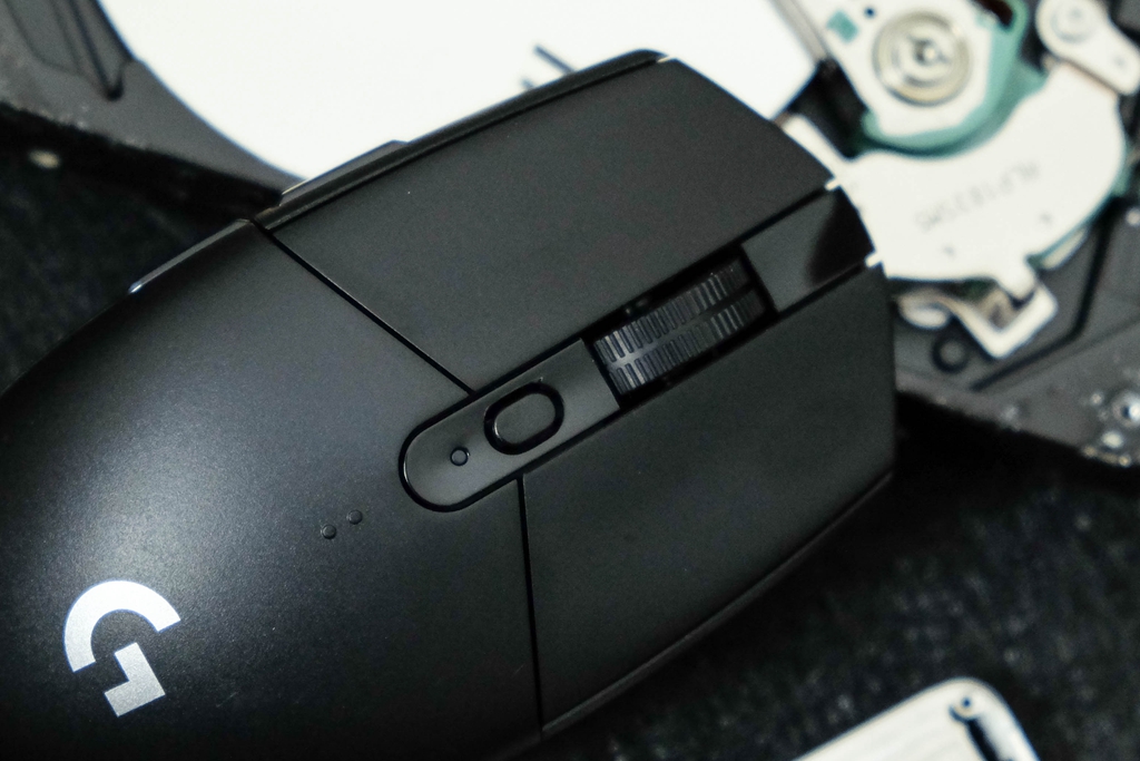 秀出精彩就用罗技g304无线鼠标,罗技g304无线鼠标打游戏测评