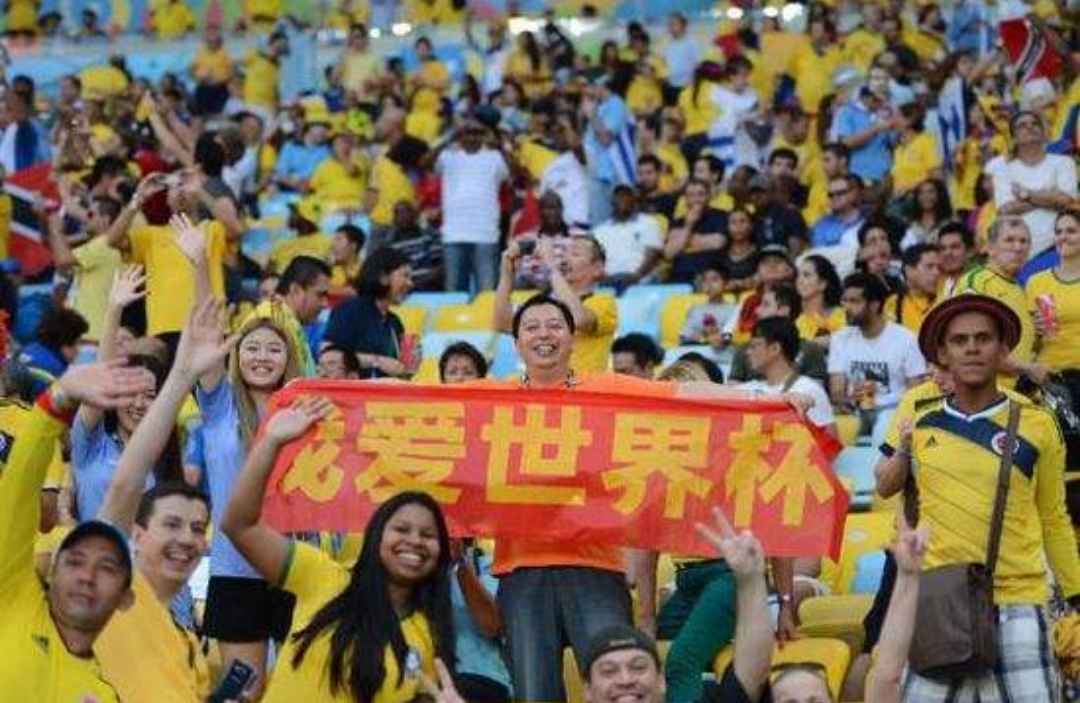 熬夜看球边看球边激动,看球激动的心情