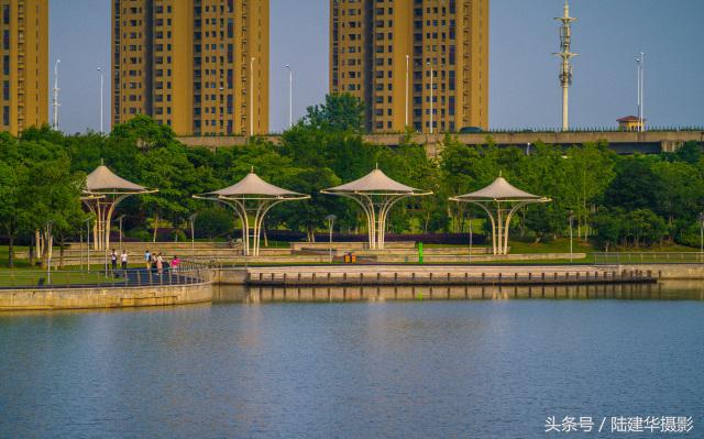 这里不是曼哈顿，却是无锡东大门的核心