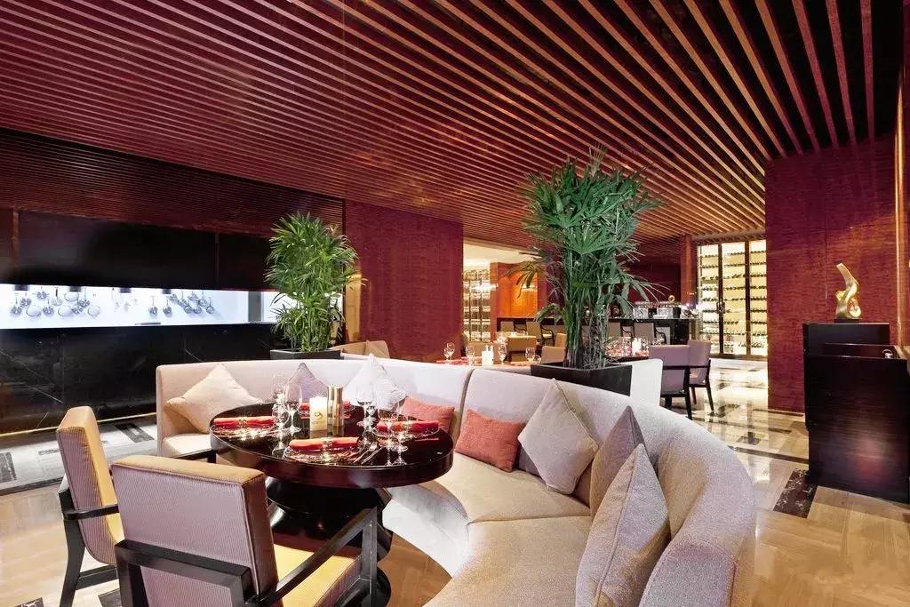 武汉最贵贵贵贵贵贵的土豪餐厅！吃过的都是有钱人！