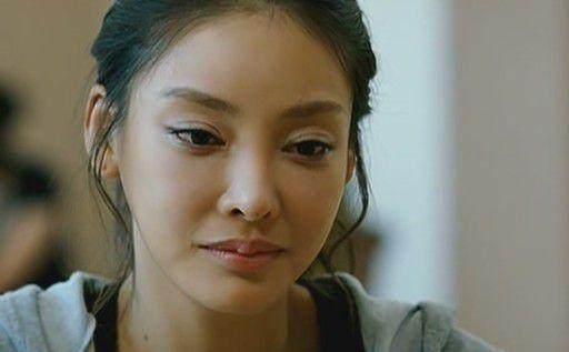 *规则潜**横行！因拒绝被“潜”奖杯被收、靠外婆帮助、以死亡反抗