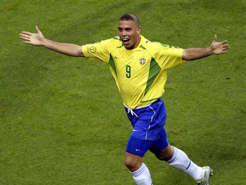 各大名人堂球星现身俄罗斯世界杯，传奇永不褪色，突破永无止境