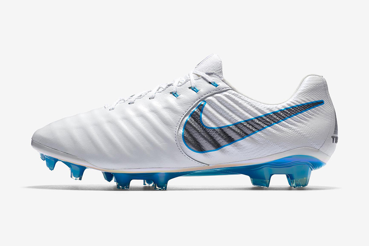 世界杯运动鞋,2018俄罗斯世界杯nike足球鞋