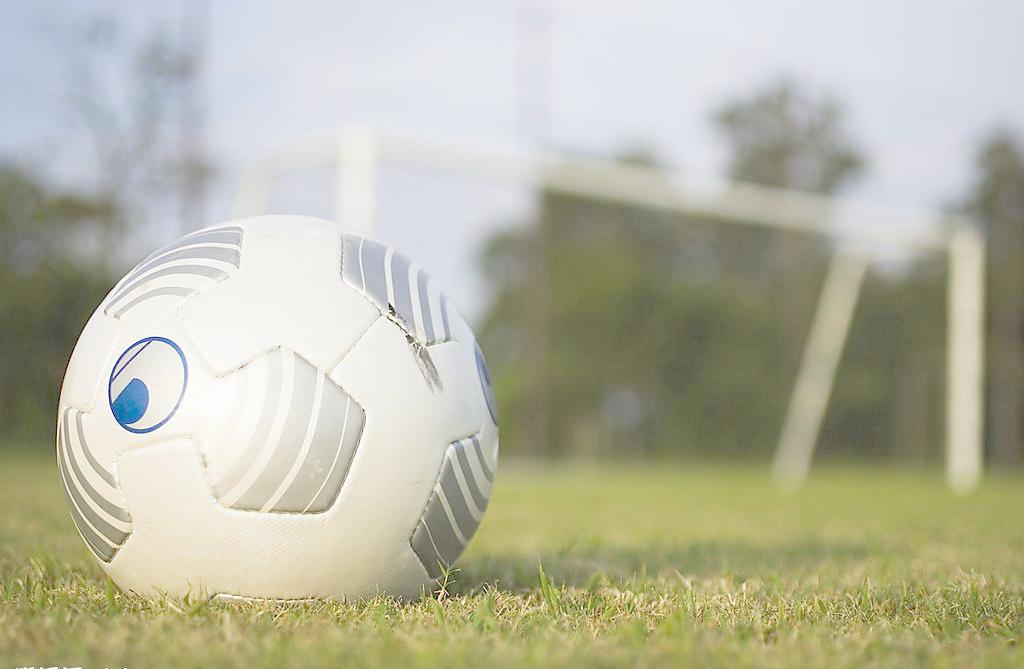 如何假装自己是个真球迷,如何假装是球迷