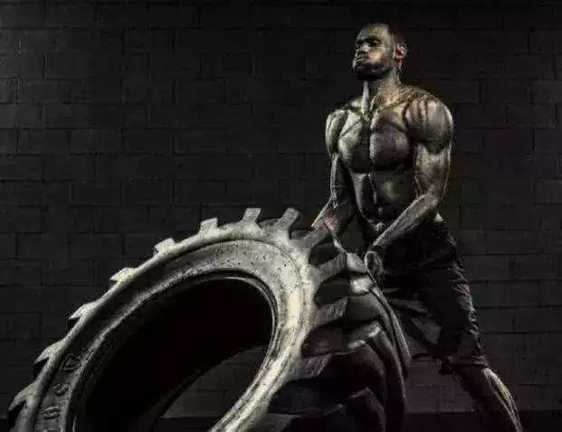 c罗和詹姆斯的身体素质谁更强,c罗和詹姆斯身体对比