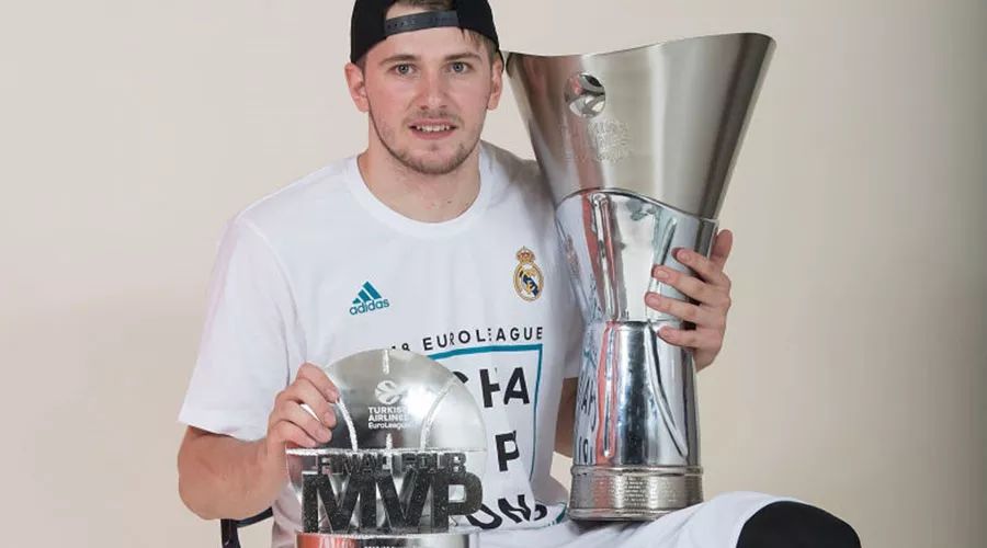 问：刘备曹操和2018年选秀有什么关系