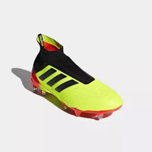 世界杯经典战靴,劲话论