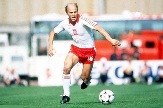 世界杯历史总射手榜排名前十名,世界杯历史射手榜第一名