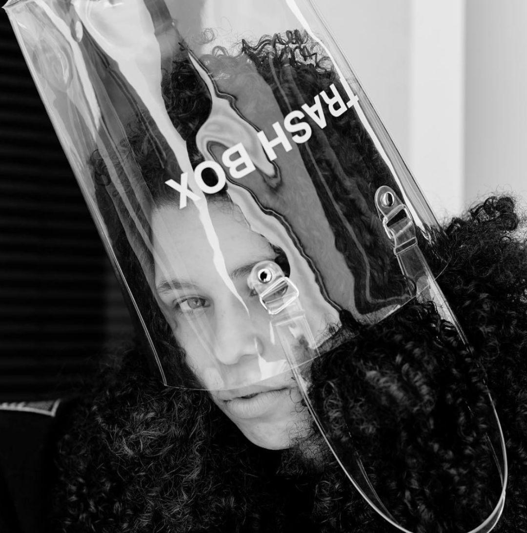 你还在花钱买流量吗,你还在花钱买手机吗