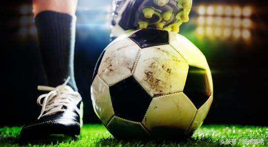 那些特别牛的足球过人,那些逆天的足球技术