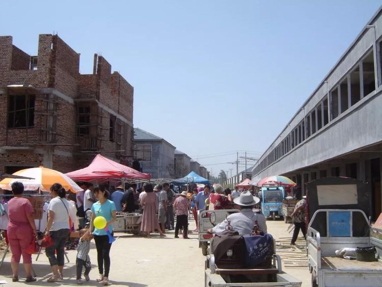热闹的农村小院,八十年代农村集市