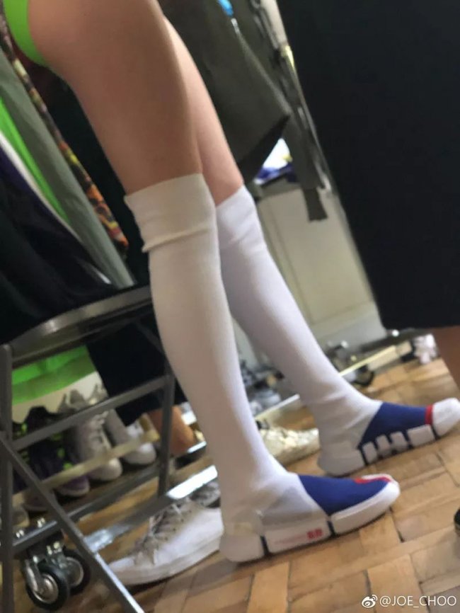 中国李宁登陆了哪个时装周,李宁2021巴黎时装周走秀款