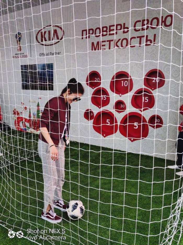 央视主持人马凡舒写真,世界杯马凡舒和她的搭档