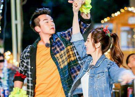 郑恺跟谁在一起过 (郑恺与谁在一起)