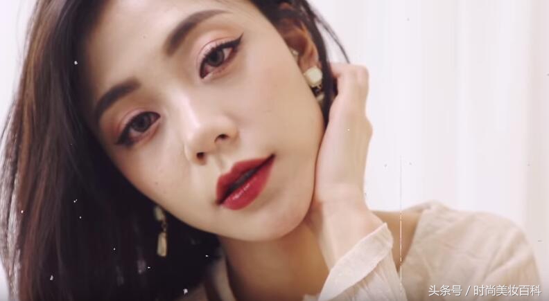轻熟妆的正确化妆方法,女成熟妆容教程