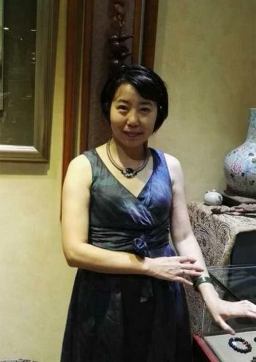 玉的精神传承寓意,玉石文化传统精神