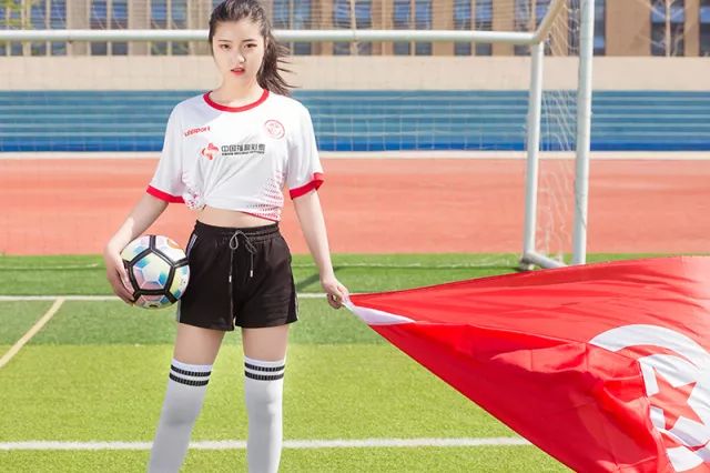 “中国福利彩票”2018世界杯烟台校园足球宝贝风采展示（二十二）——天外飞仙成熟瑞典