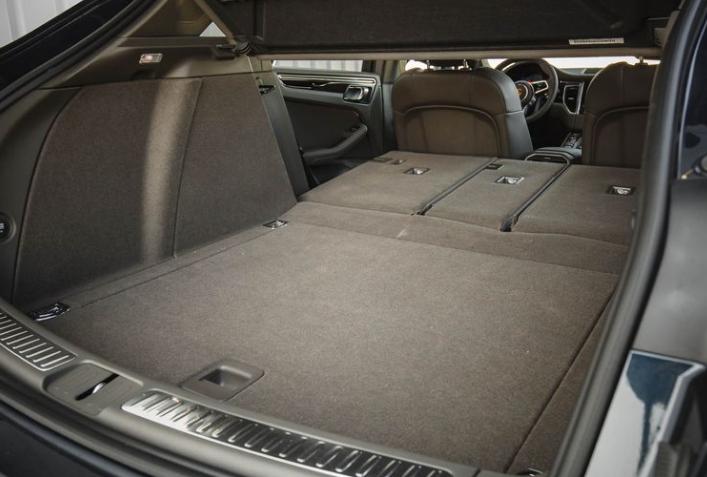 macan保时捷实用好物,保时捷卡宴和macan区别在哪里