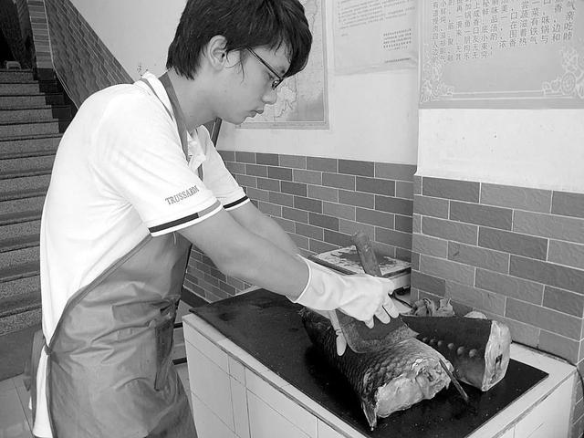 家长：高考分数低，孩子又不想复习，不上大学该怎么办？