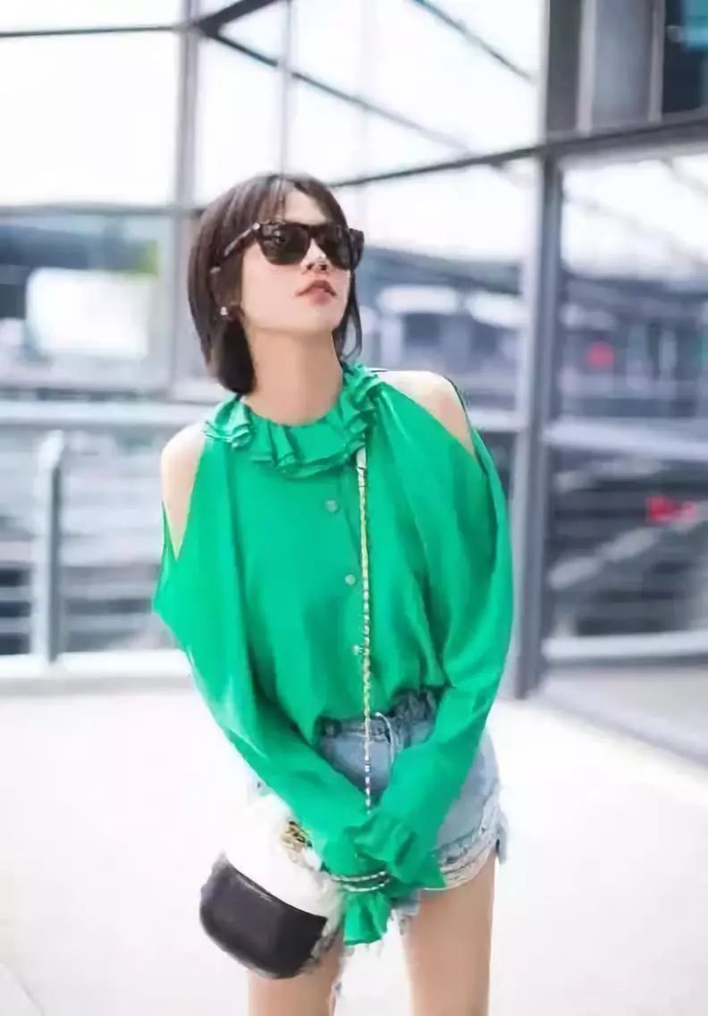 胯宽腰粗适合怎么穿,肩宽腰细怎么穿