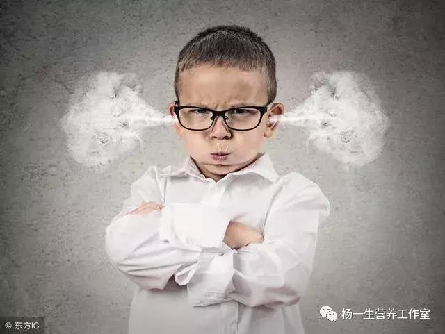 成人喝奶粉上火怎么解决,1段奶粉哪个不容易上火