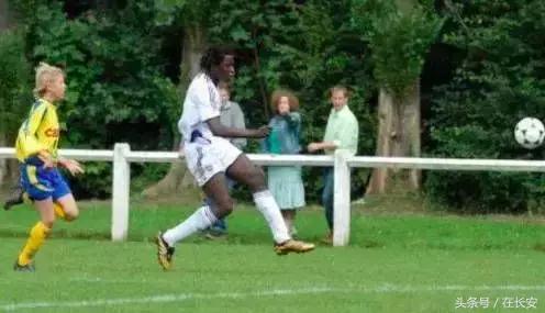 卢卡库:他们再也不会查我的身份证了