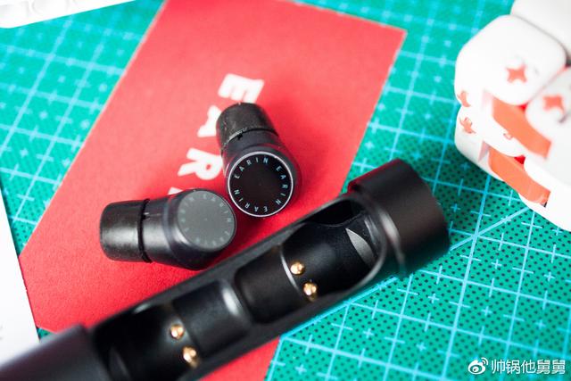earinm2入耳式耳机,earmorm22耳机测评